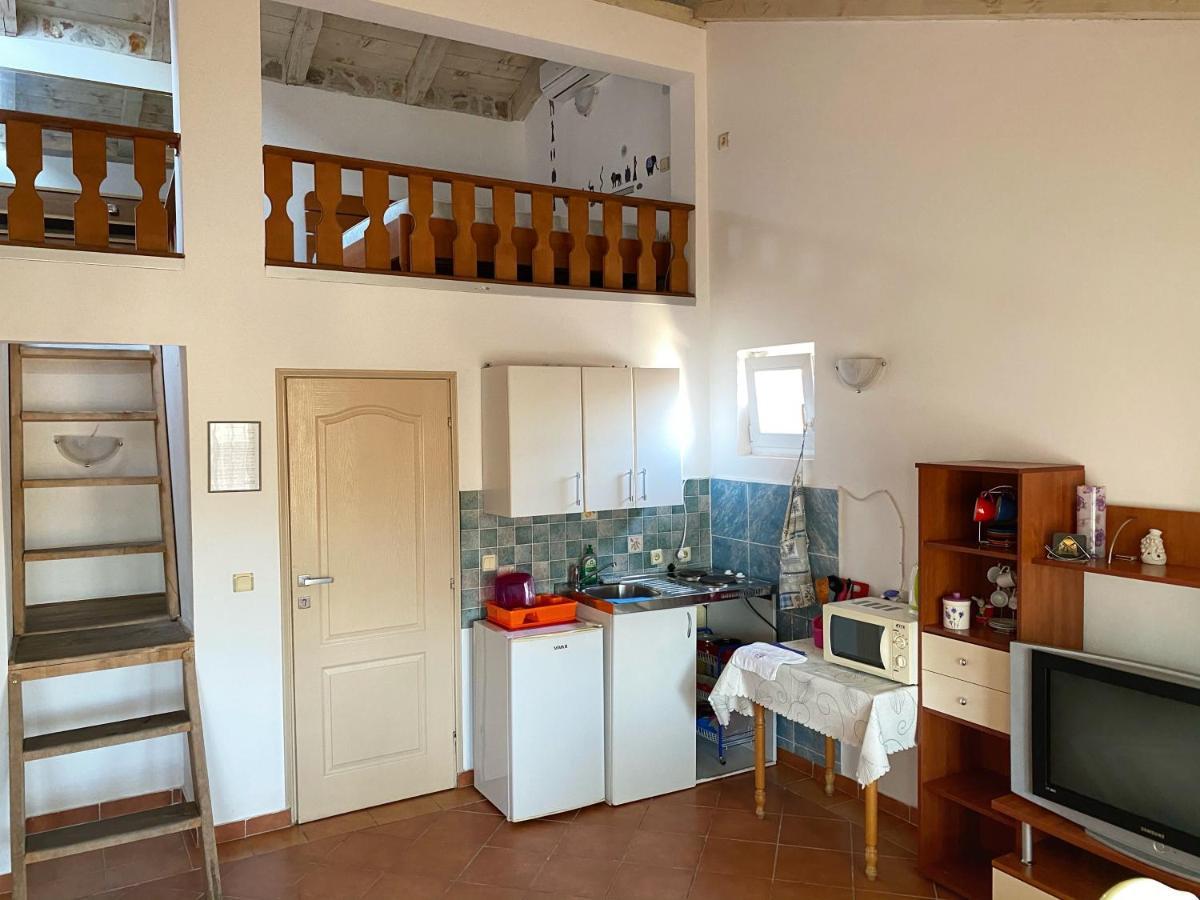 Guest House Villa Natali Budva Exterior photo